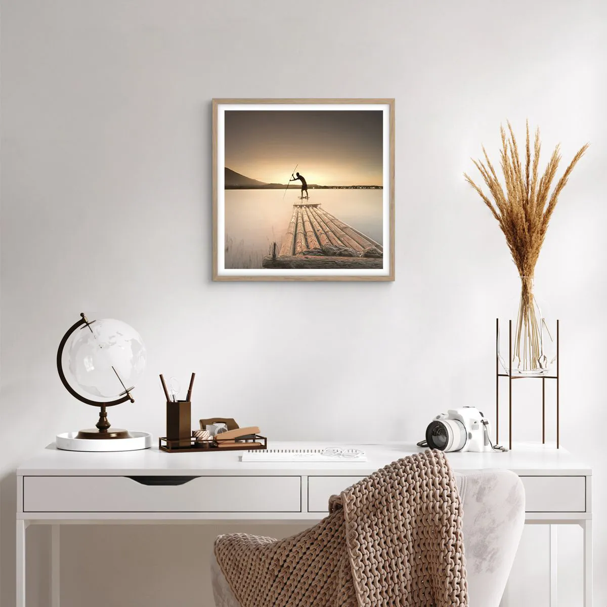 Plakat i ramme af lyst egetræ - Før du hviler - 50x50 cm