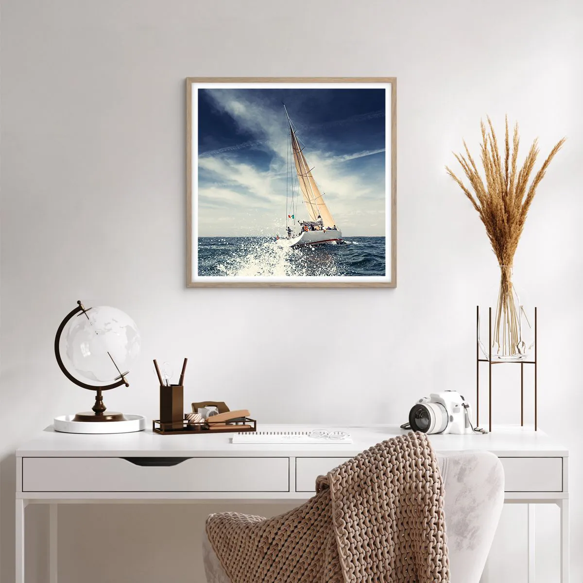 Plakat i ramme af lyst egetræ - De kan ikke indhente os! - 60x60 cm