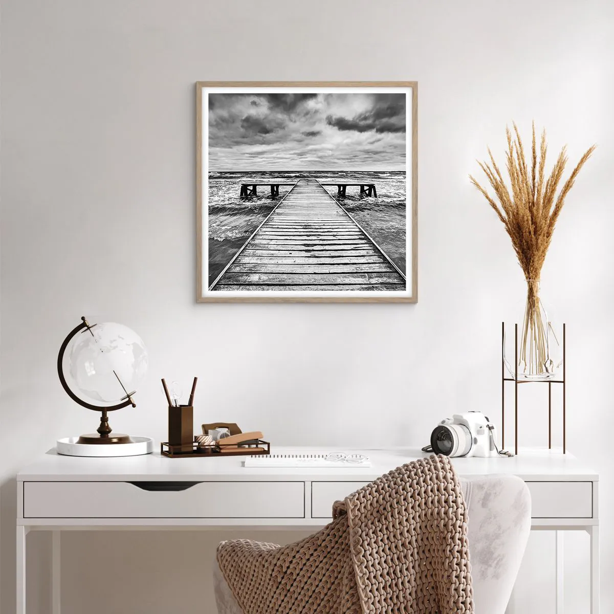 Poster in einem Rahmen aus heller Eiche - Ich warte darauf, dass der Wind wegjagt... - 60x60 cm