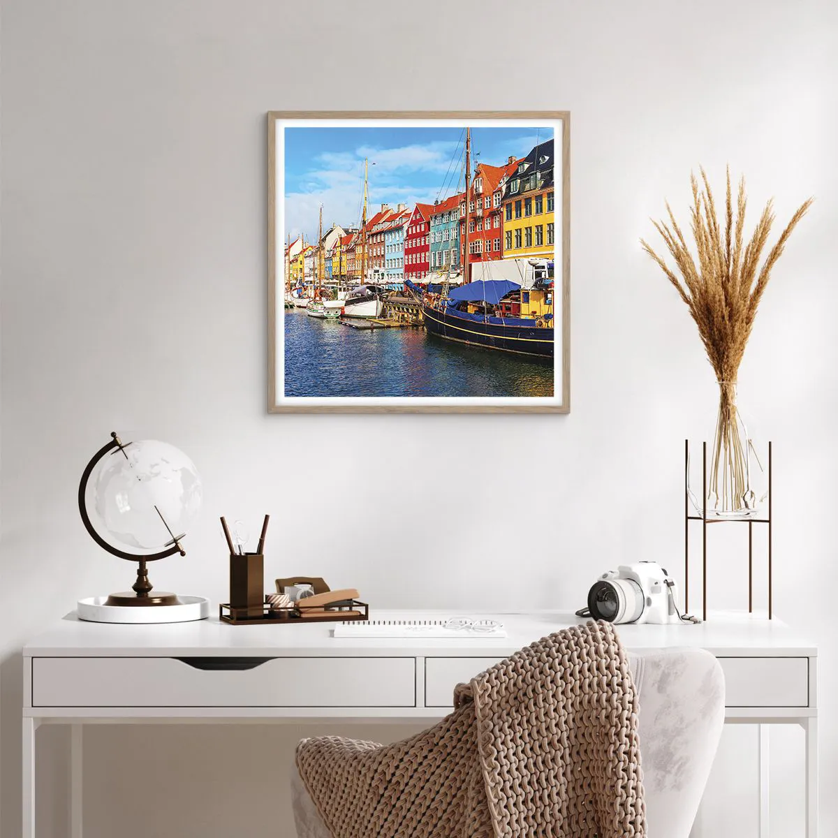 Poster in light oak frame - Joyful Coast - 60x60 cm