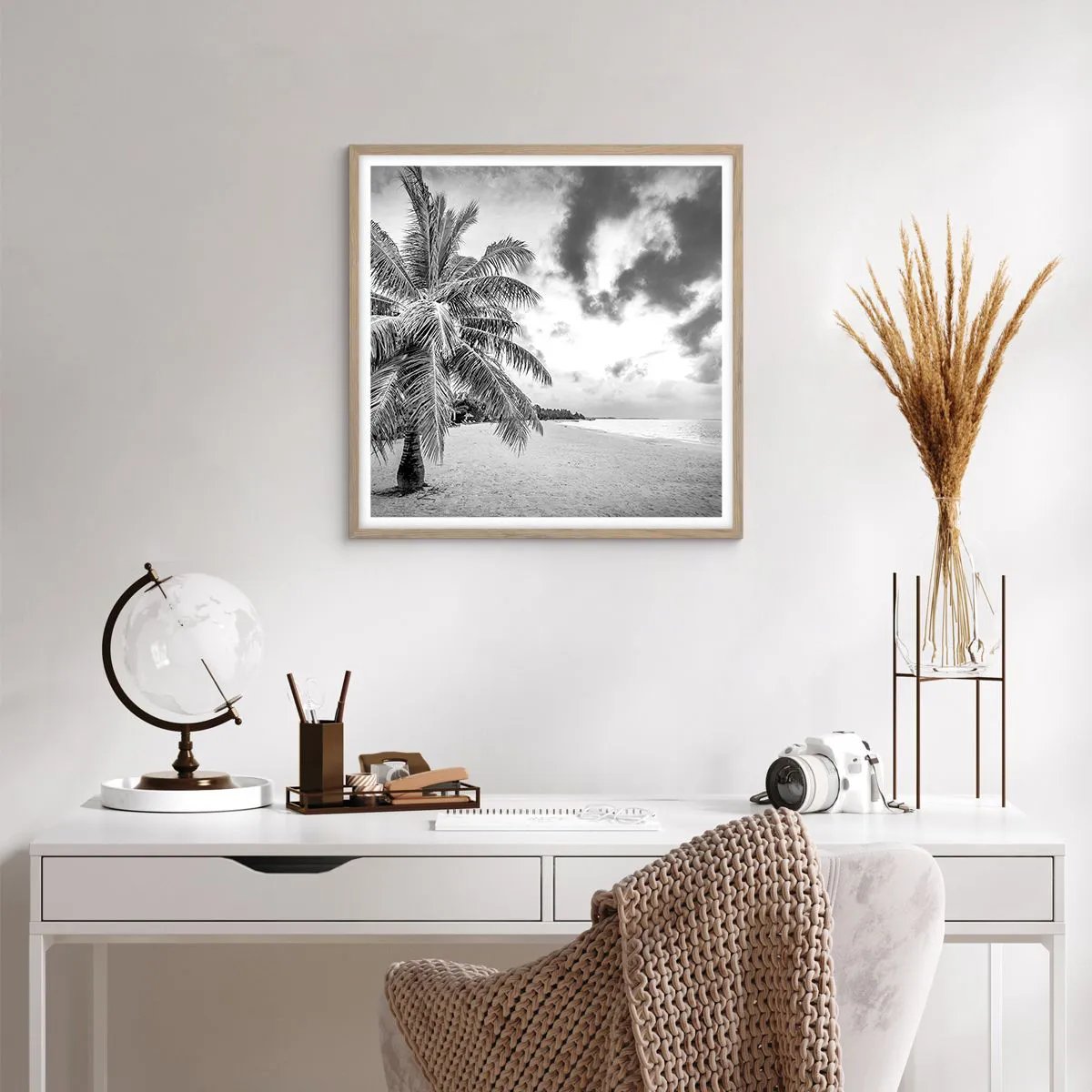 Affiche dans un chêne clair - Poster - Quand tu aspires à la solitude - 60x60 cm