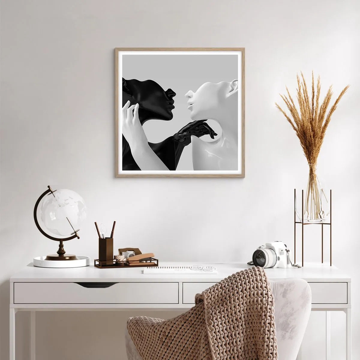 Plakát v rámu světlý dub - Přitažlivost – touha - 60x60 cm