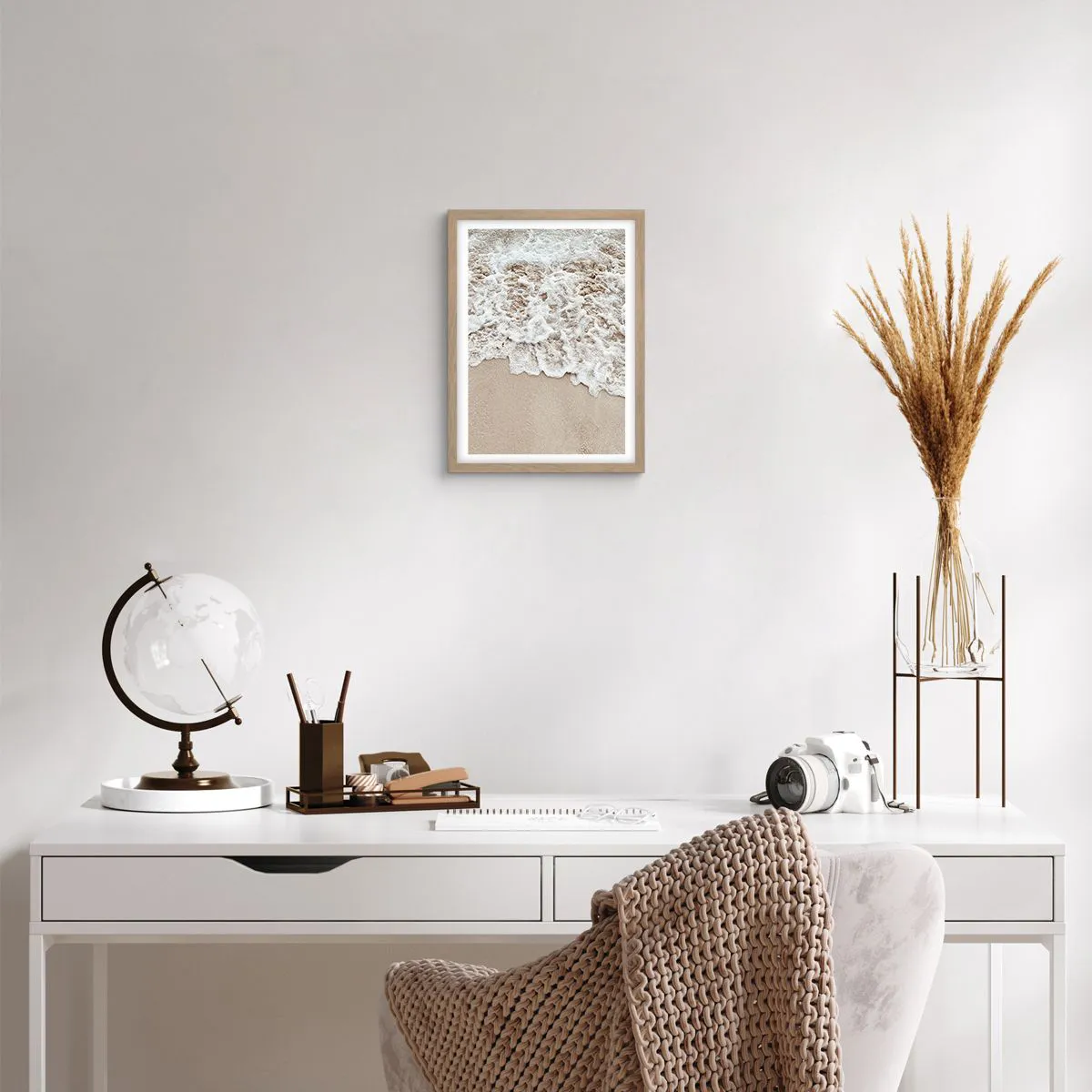 Plakat i ramme af lyst egetræ - Jeg er straks tilbage - 30x40 cm