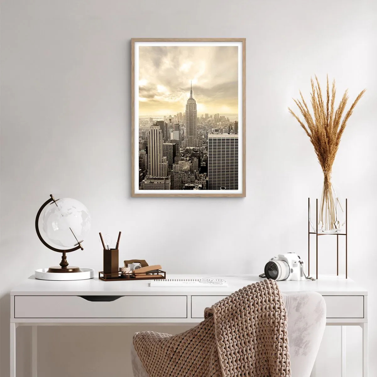 Pôster com moldura de carvalho claro - Nova Iorque em tons de cinza - 50x70 cm