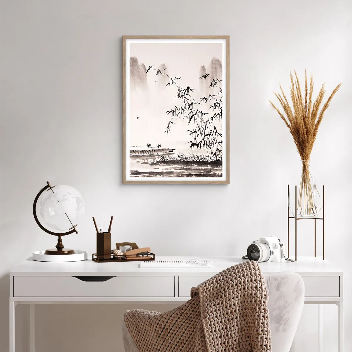 Plakat i ramme af lyst egetræ - Stilhed i rismarkerne - 50x70 cm