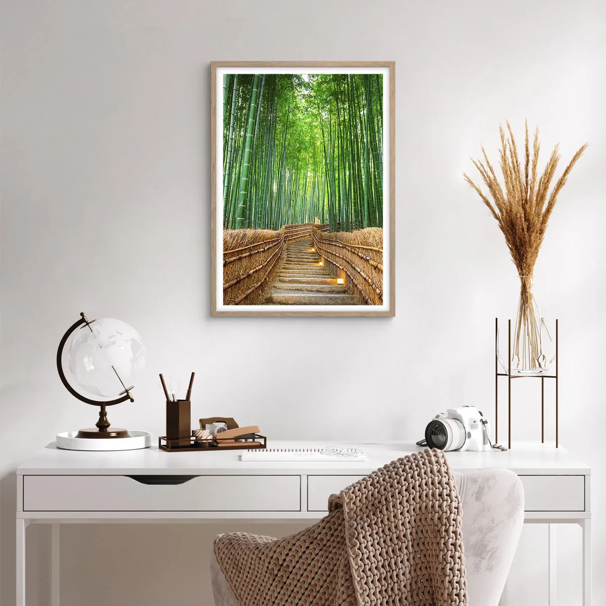 Plakat i ramme af lyst egetræ - Essensen af den asiatiske natur - 50x70 cm