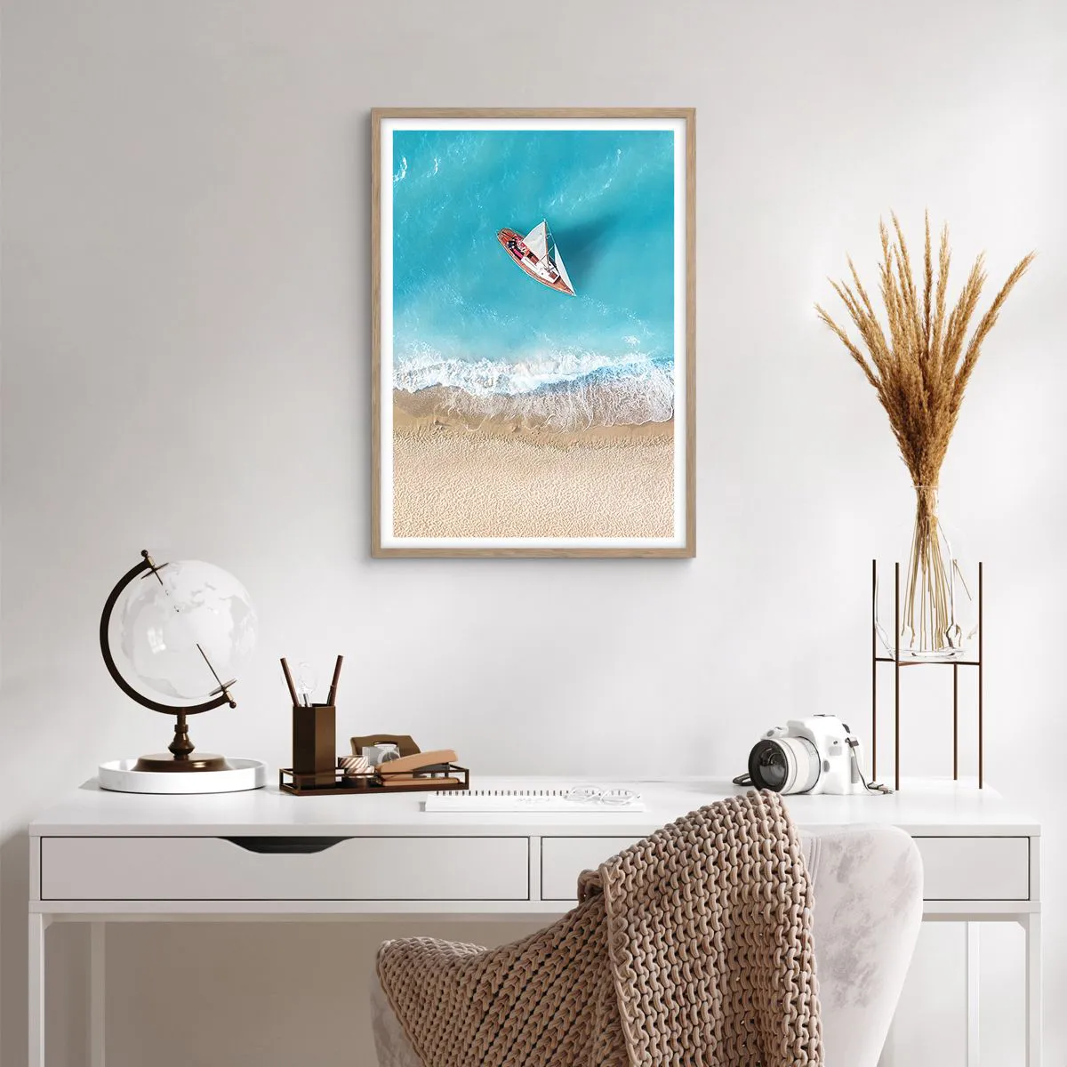 Poster în ramă de stejar deschis - La frontieră dintre albastru și auriu - 50x70 cm