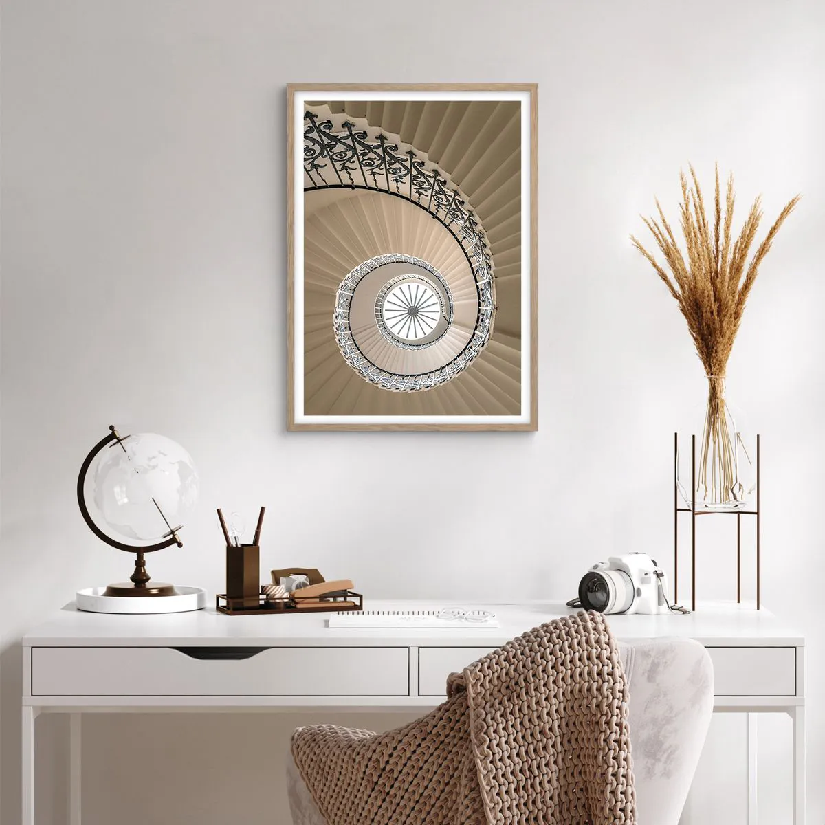 Affiche dans un chêne clair - Poster - À l'intérieur de la coquille - 50x70 cm