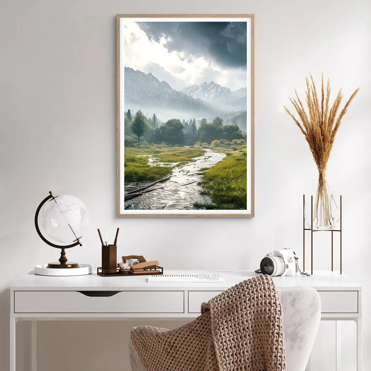 Plakat i ramme af lyst egetræ - Der og tilbage - 61x91 cm