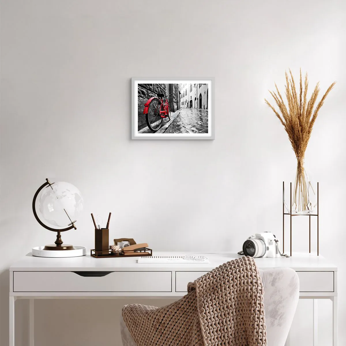 Affisch i vit ram - Den riktiga skönheten åldras inte - 40x30 cm