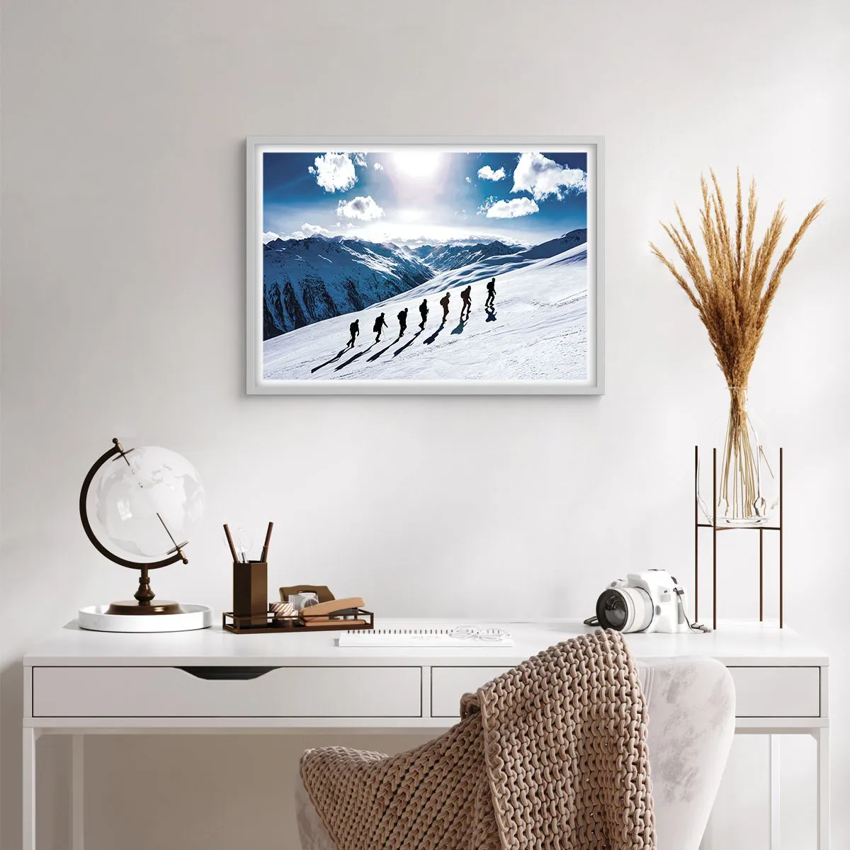 Plagát v bielom ráme - Tím dobývateľov - 70x50 cm