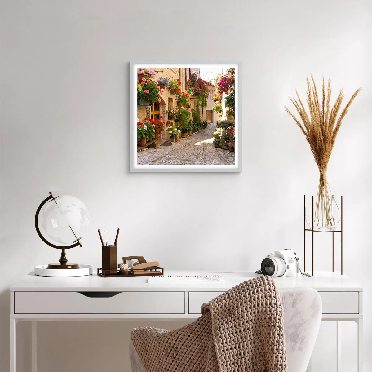 Affisch i vit ram - I blommornas flod - 40x40 cm