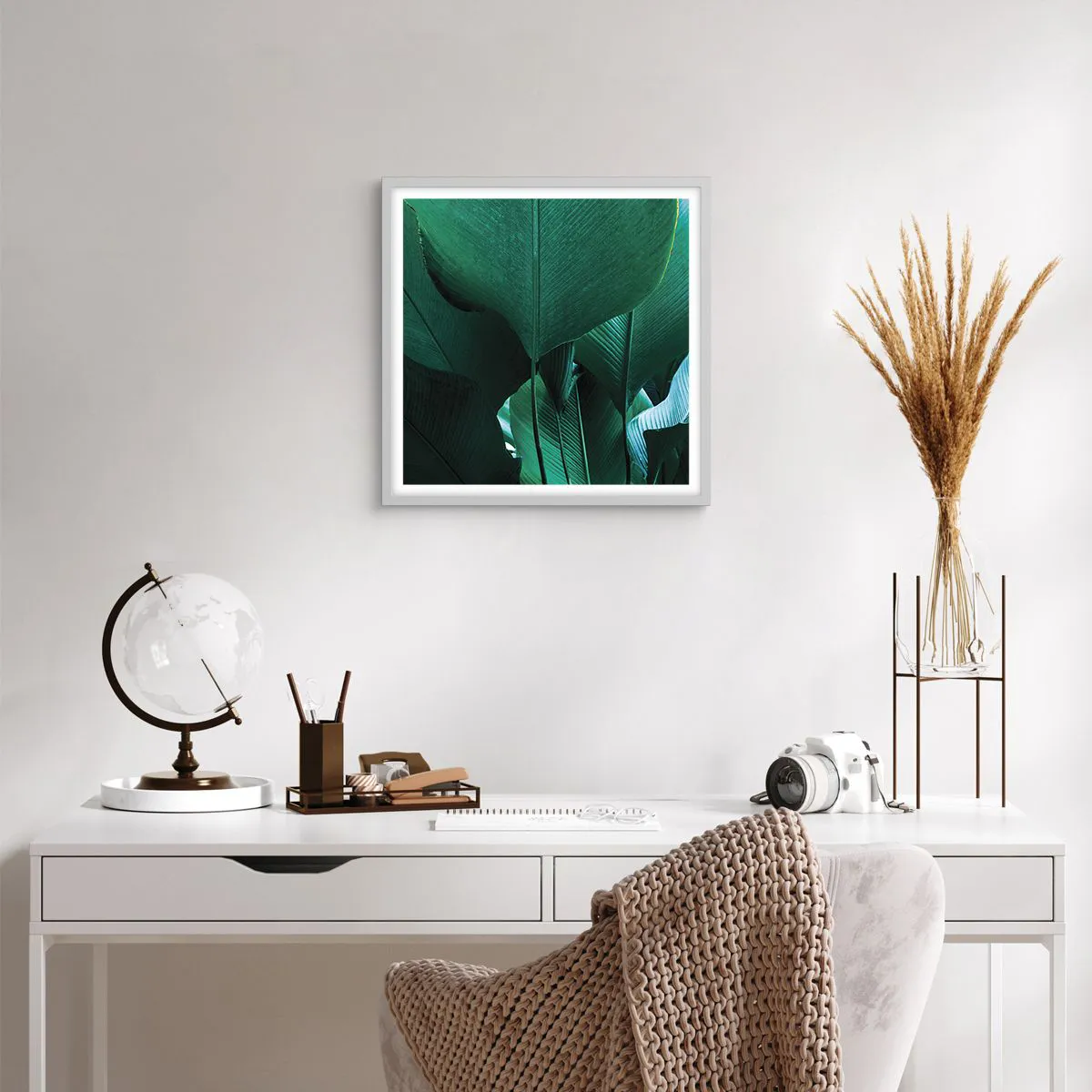 Poster in einem weißen Rahmen - Dem Licht zugewandt - 40x40 cm