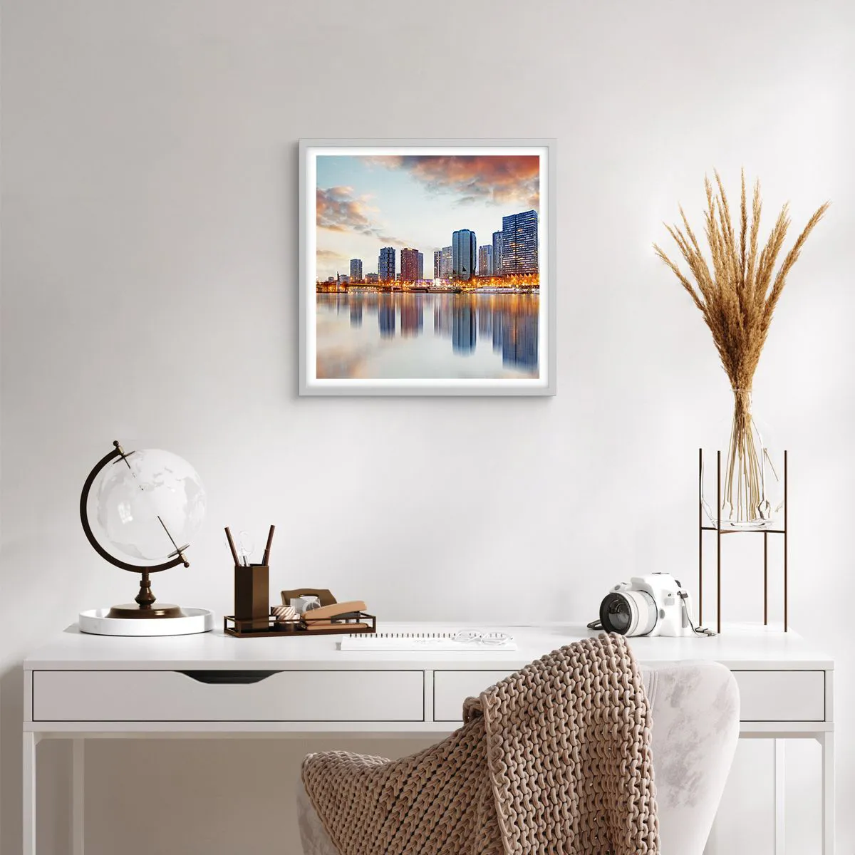 Plakát v bílém rámu - Monumentální klid Paříže - 50x50 cm