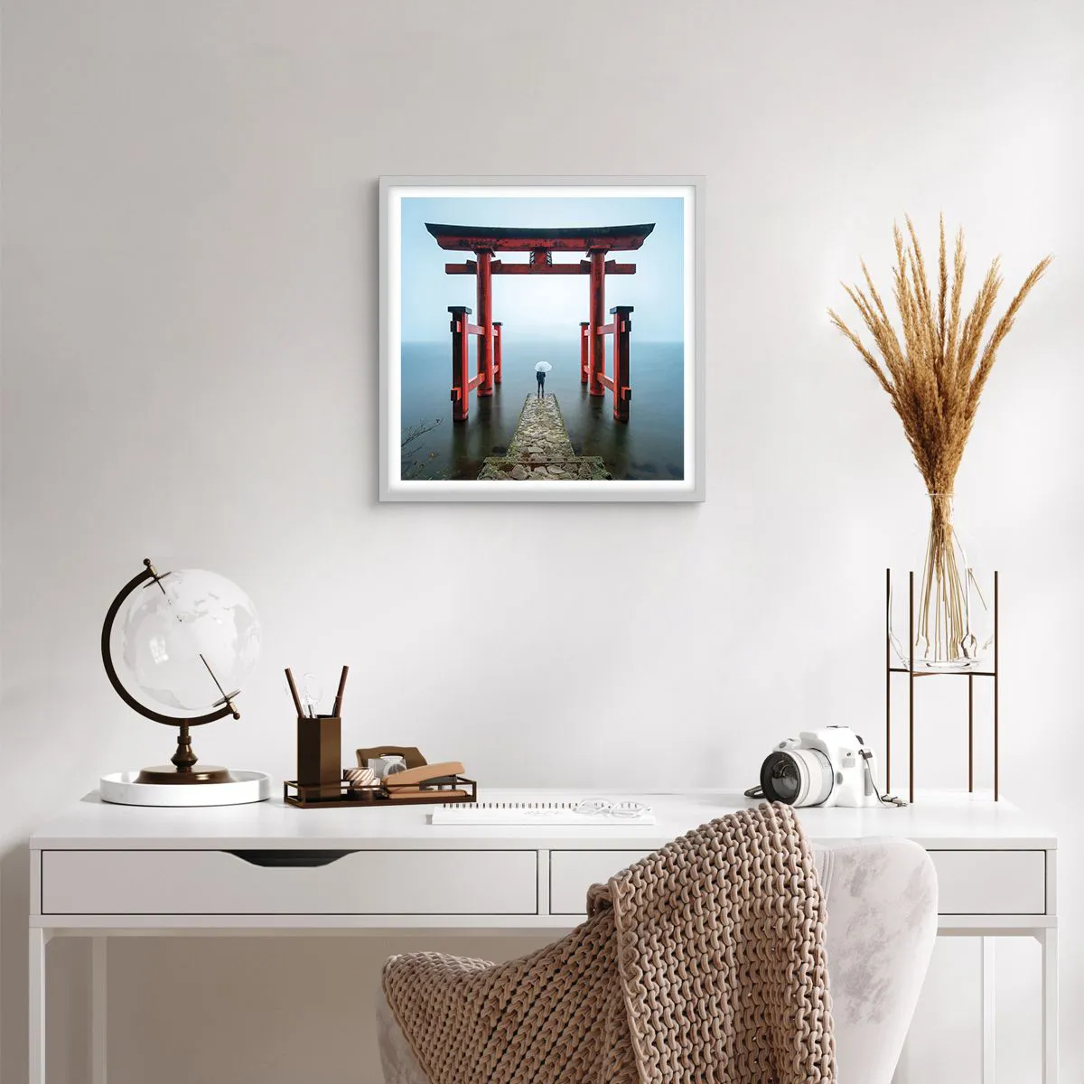 Plakat w białej ramie - Japońska zaduma - 50x50 cm