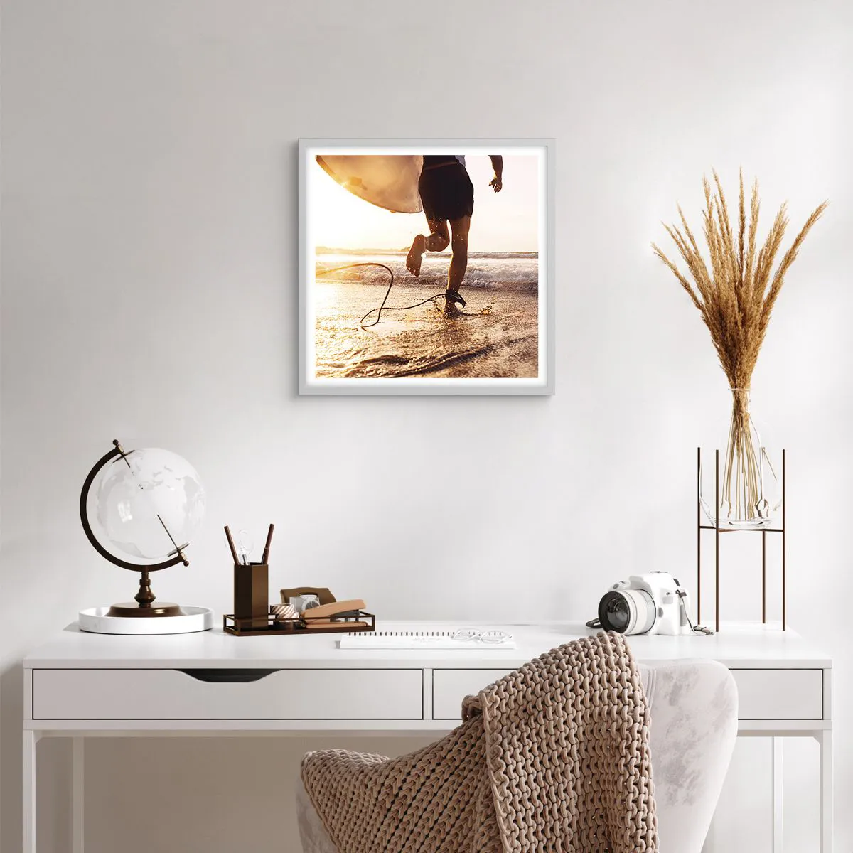 Poster în ramă albă - Pentru a întâmpina valul - 50x50 cm