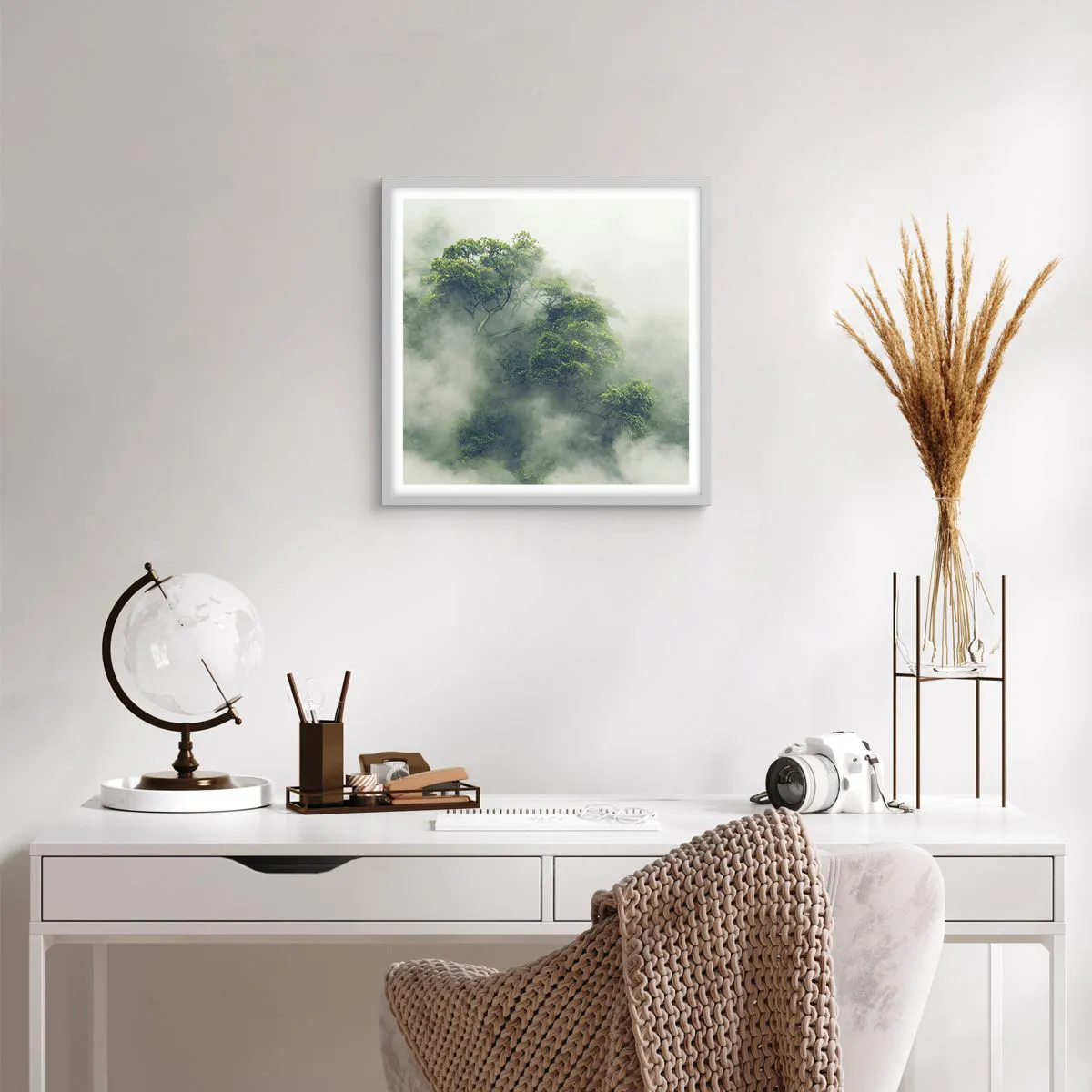 Poster in cornice bianca - Avvolti dalla nebbia - 50x50 cm