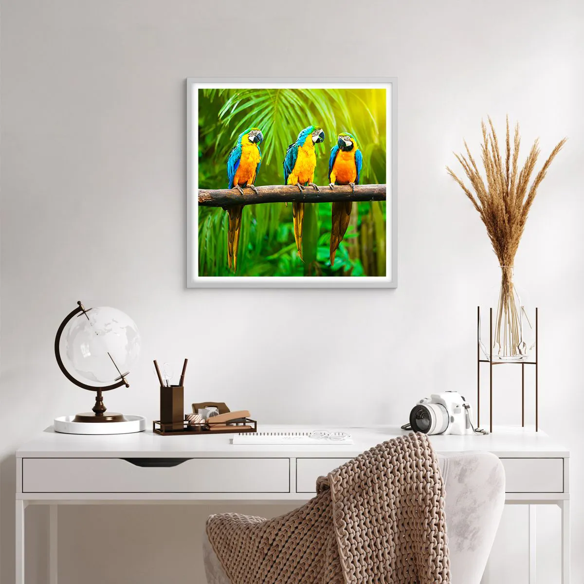 Affiche dans un cadre blanc - Poster - Et avez-vous entendu qu'elle ...? - 60x60 cm