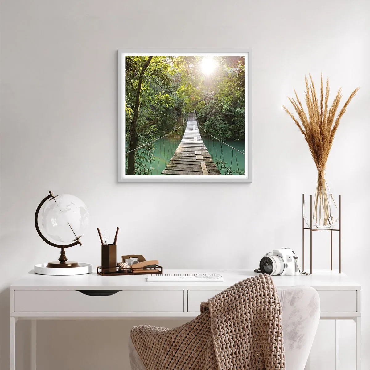 Poszter fekete keretben - Az azúrkék vízen át az azúrkék erdőbe - 60x60 cm