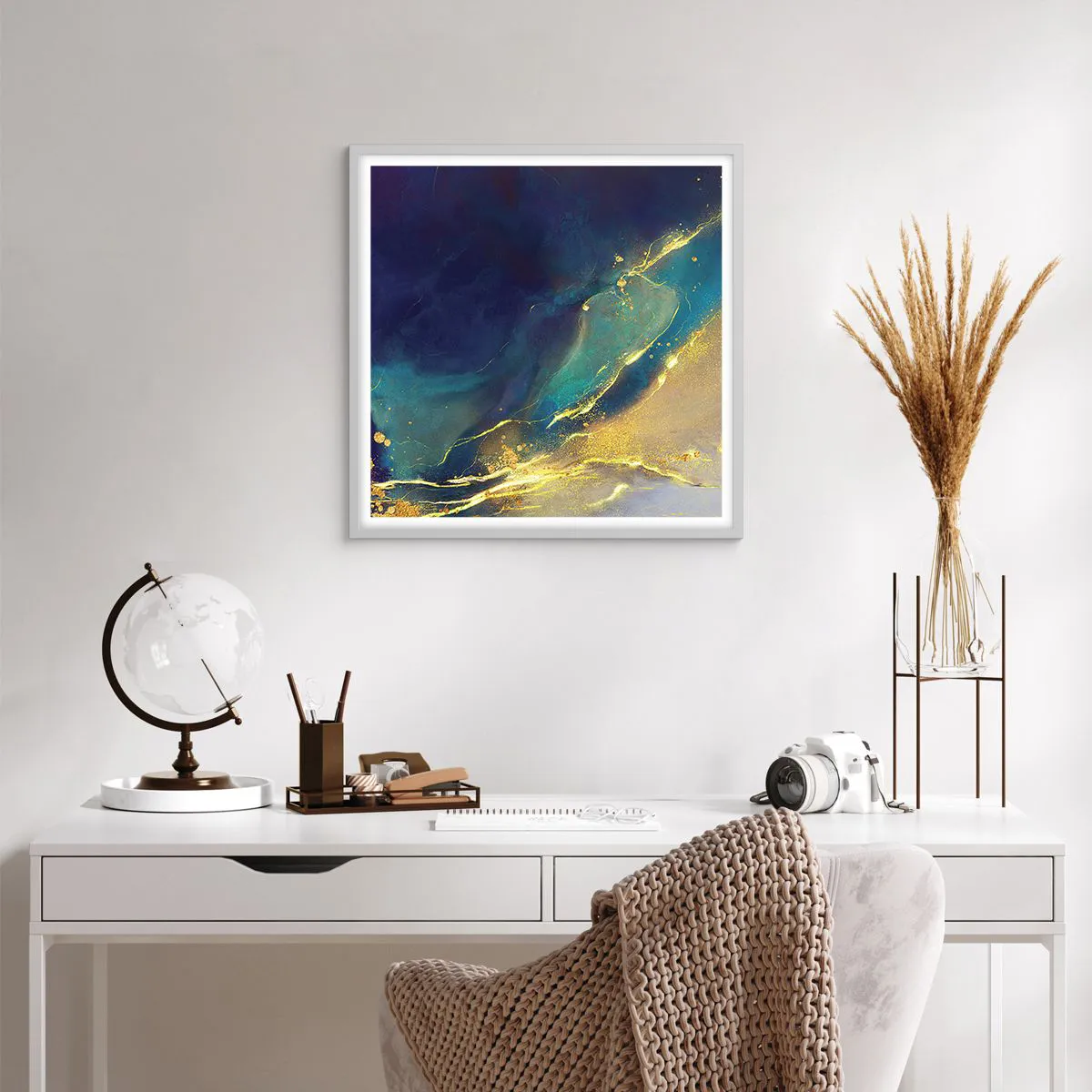 Poster in einem weißen Rahmen - Der goldene Teich - 60x60 cm