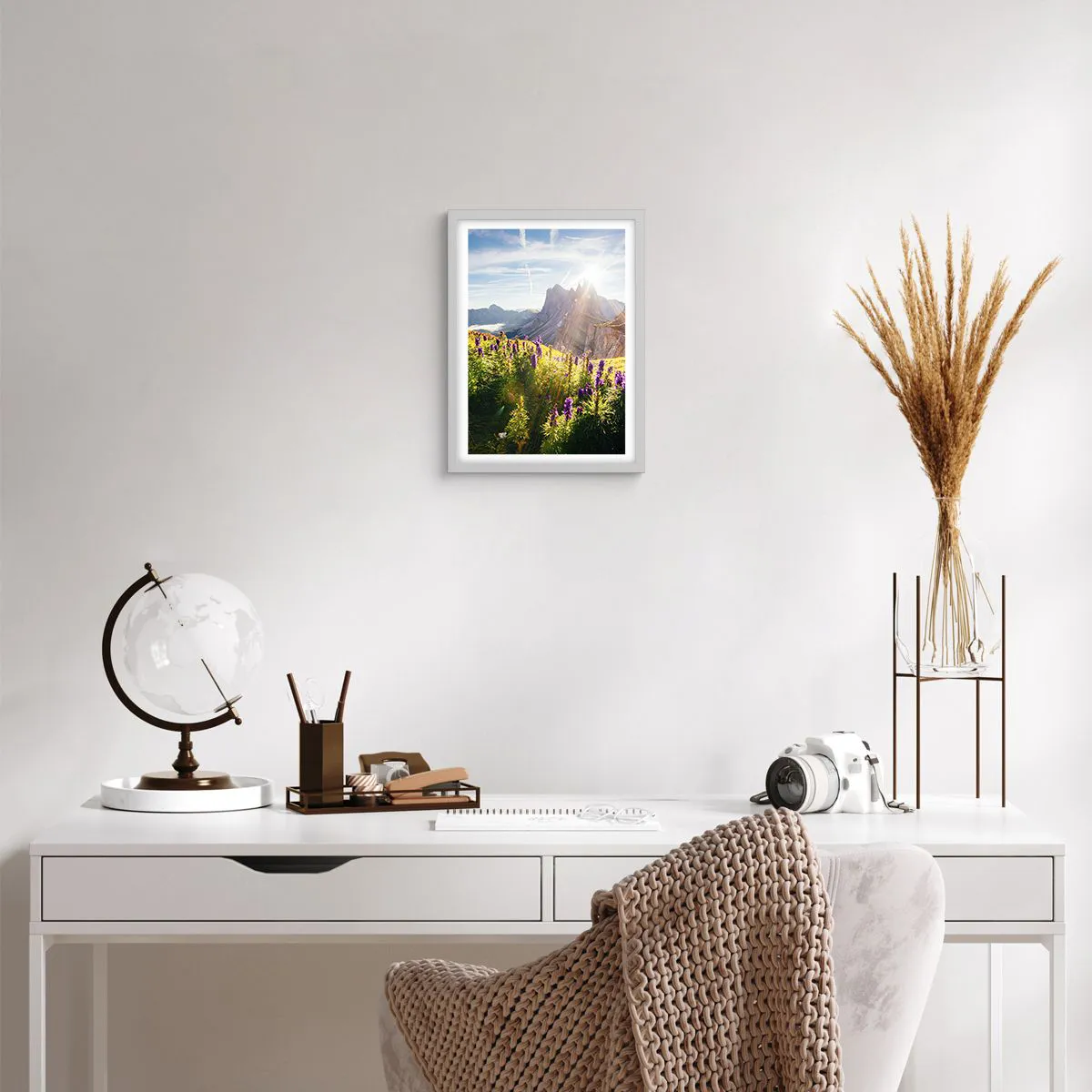 Plakát v bílém rámu - Tajemný život bylin - 30x40 cm