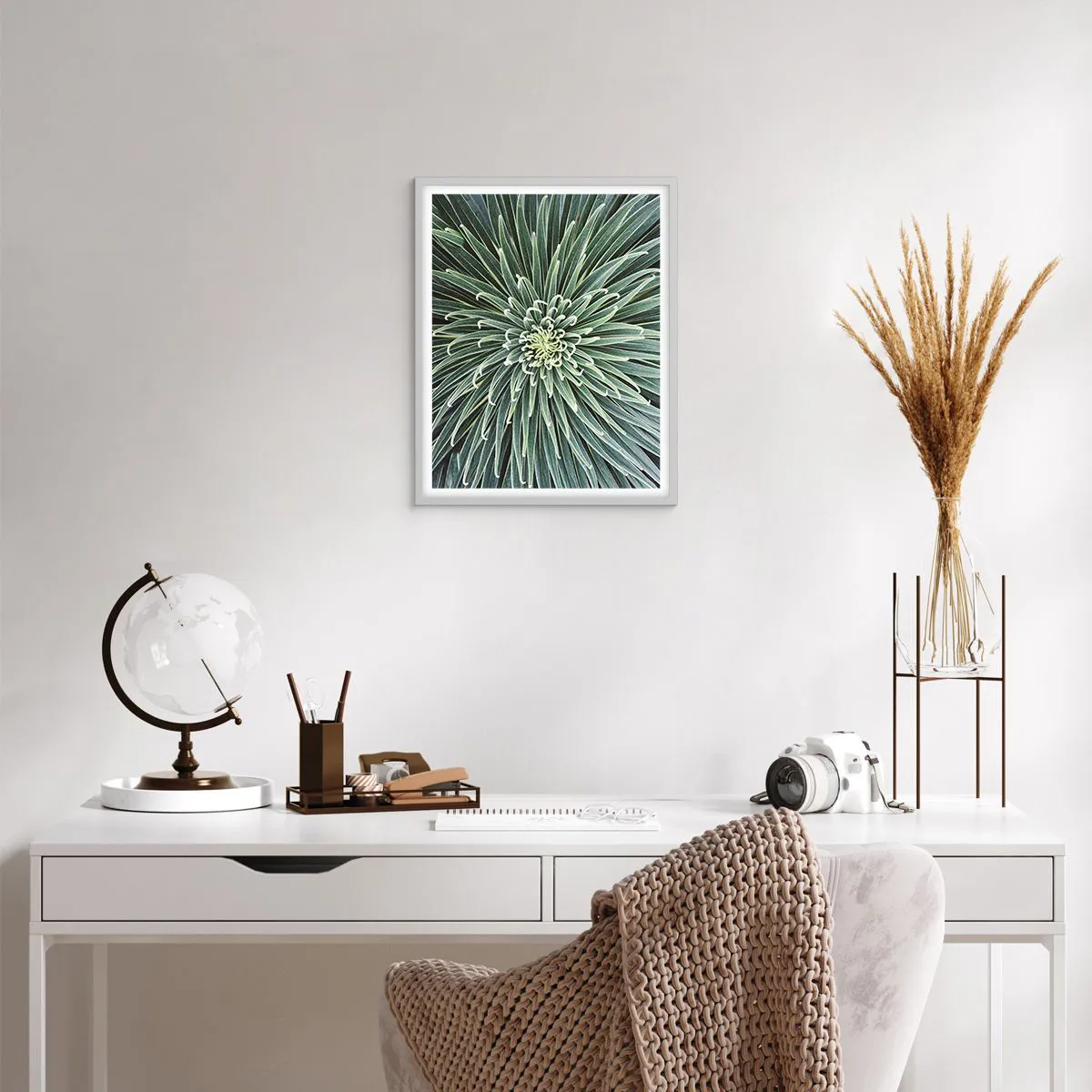 Plakat w białej ramie - Narodziny gwiazdy - 40x50 cm