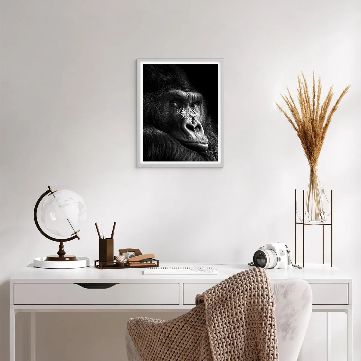 Affiche dans un cadre blanc - Poster - Et qu'est-ce que tu regardes? - 40x50 cm