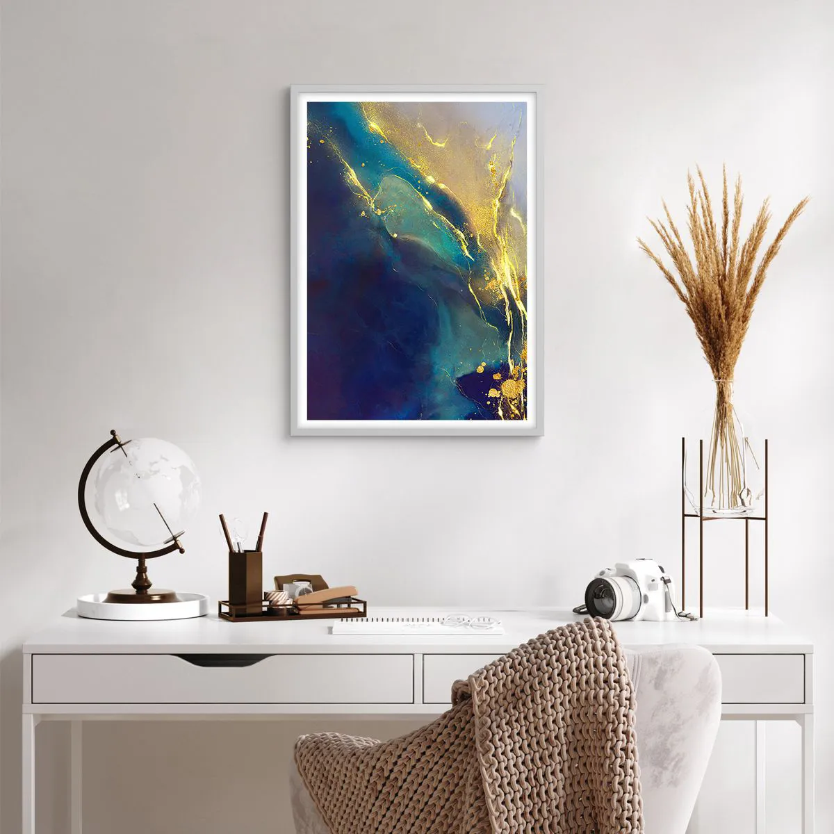 Poster in einem weißen Rahmen - Der goldene Teich - 50x70 cm