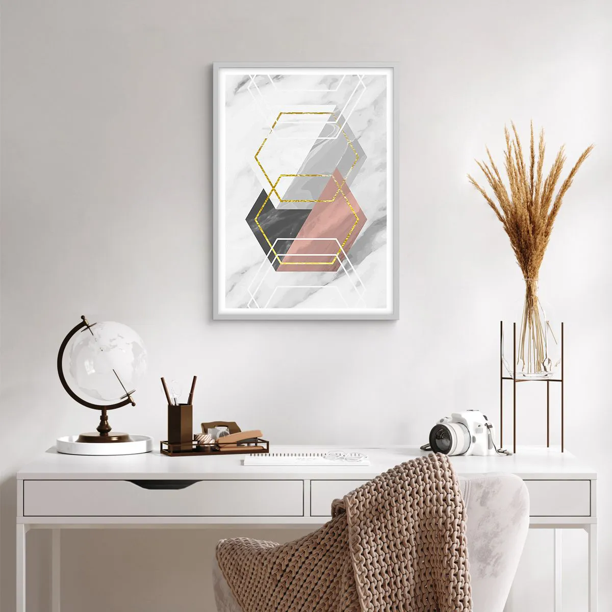 Plakat w białej ramie - Kompozycja łańcuchowa - 50x70 cm