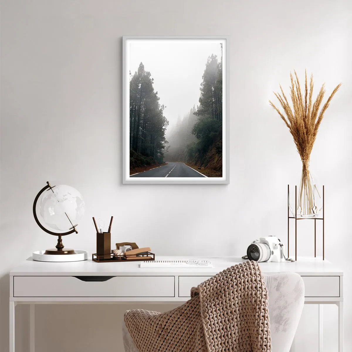 Pôster em moldura branca - O conto da floresta mágica - 50x70 cm