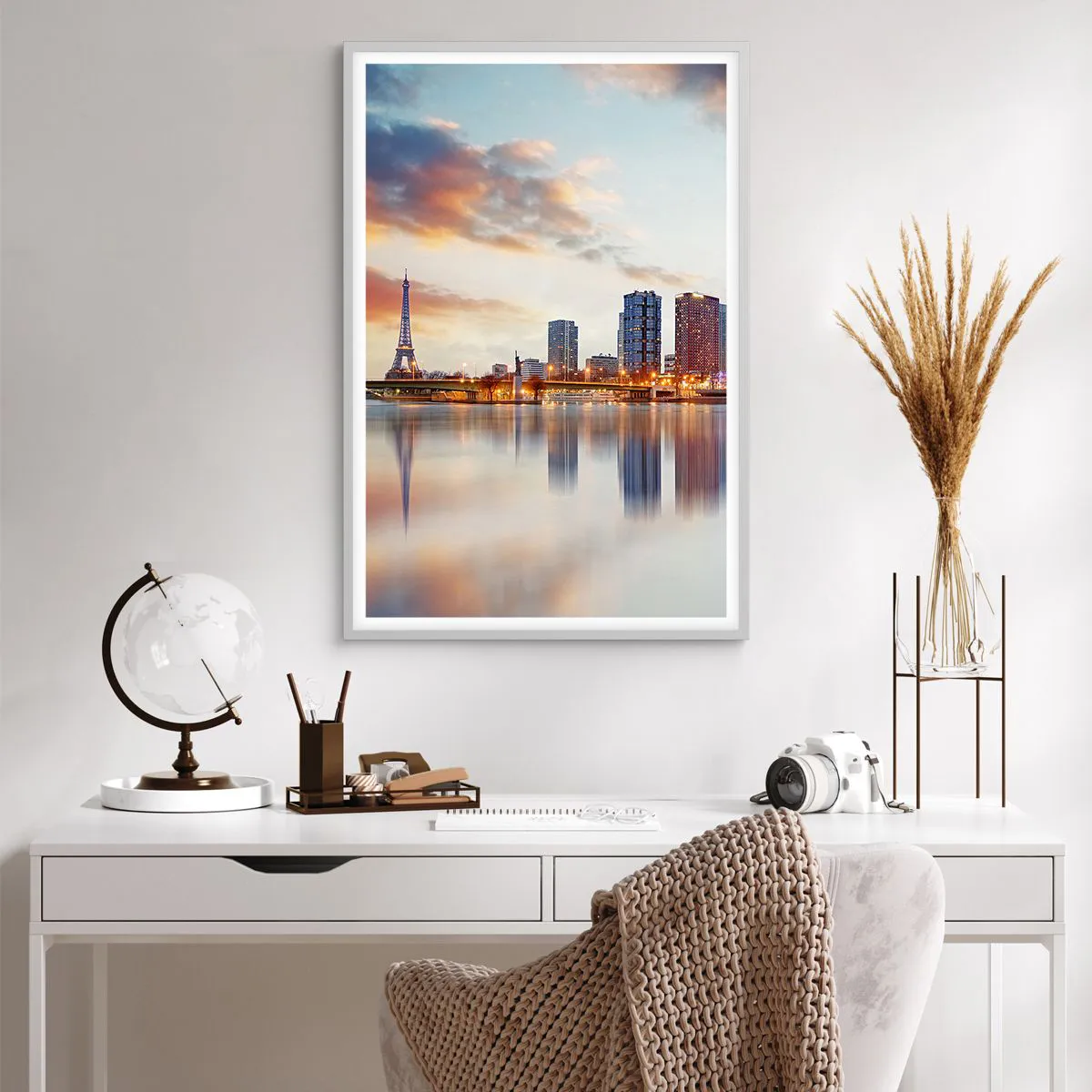 Póster en marco blanco - La calma monumental de París - 61x91 cm