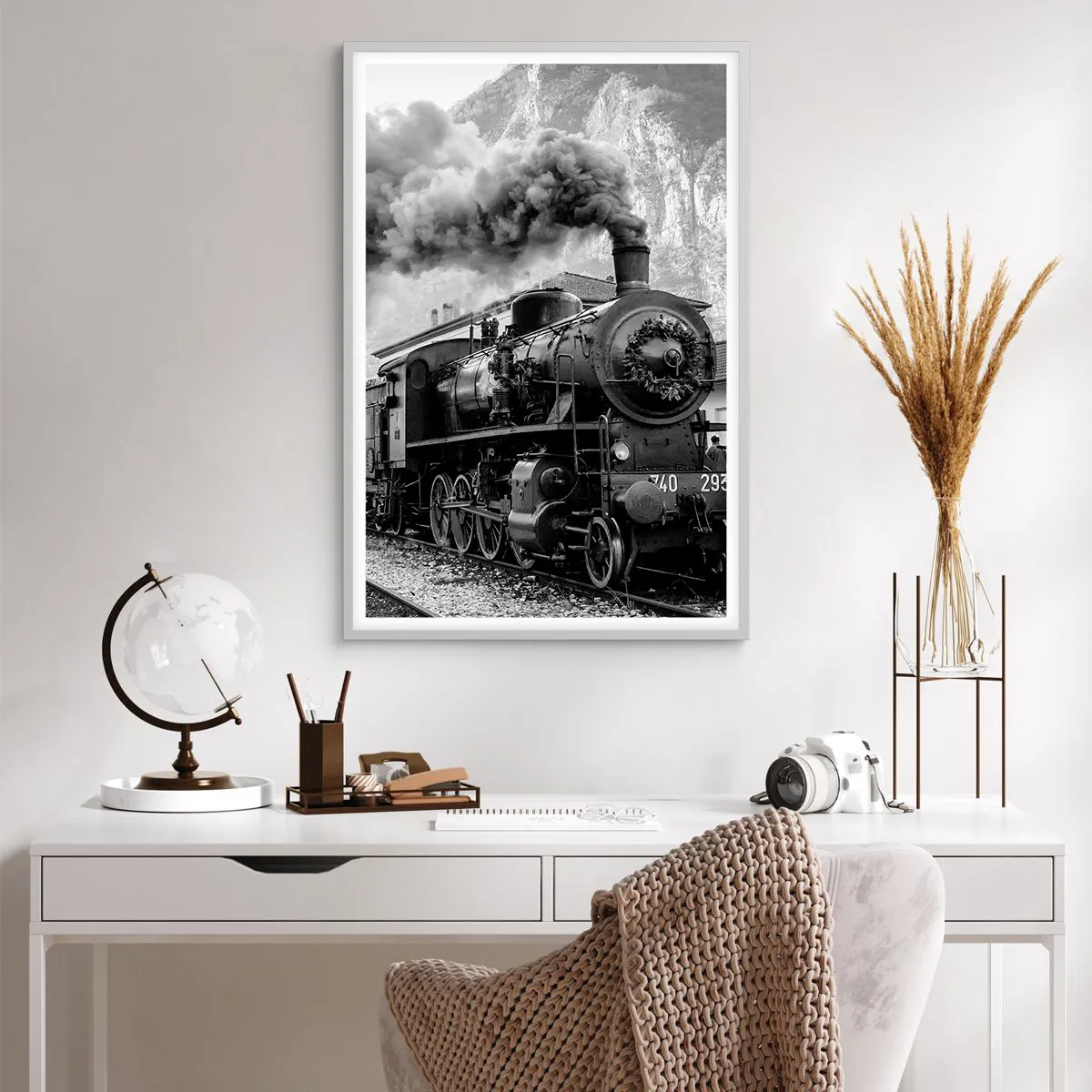 Poszter fekete keretben - Indulását a mozdony várja… - 61x91 cm