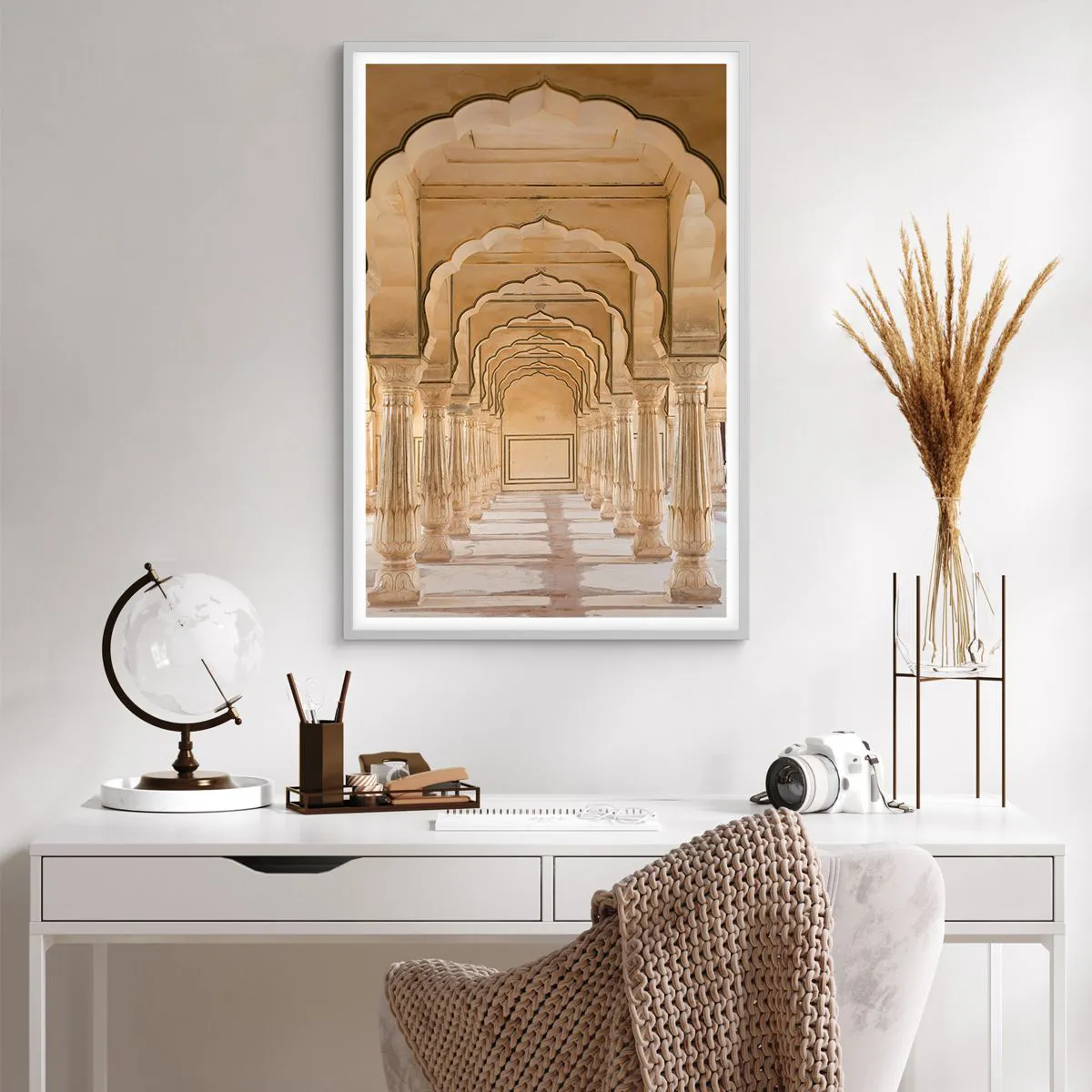 Poster in einem weißen Rahmen - Im Palast des Maharadschas - 61x91 cm