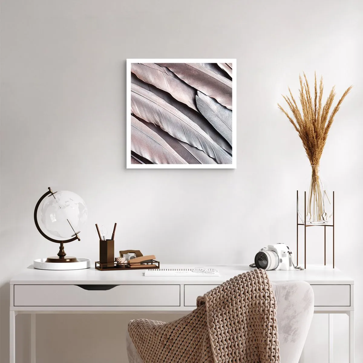 Plakat - W różowej srebrzystości - 40x40 cm