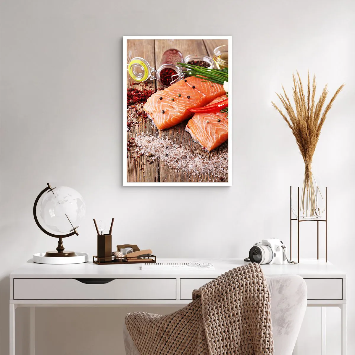 Poster - Lachsfilets mit Gewürzen auf rustikalem Hintergrund - 50x70cm - Norwegisches Abenteuer in der Küche - Moderne Wanddekoration für Wohnzimmer und Schlafzimmer ARTTOR