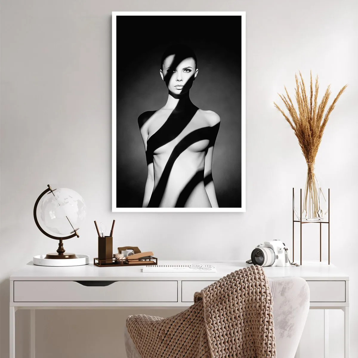 Poster - In the Light and in the Shadow - 61x91 cm