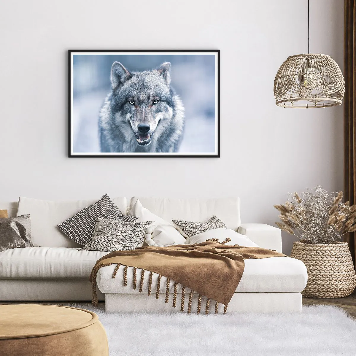 Poster in einem schwarzem Rahmen - Ein Wolf mit intensivem Blick in einer Winterlandschaft - 100x70cm - Werden Sie die Herausforderung annehmen? - Moderne Wanddekoration für Wohnzimmer und Schlafzimmer ARTTOR