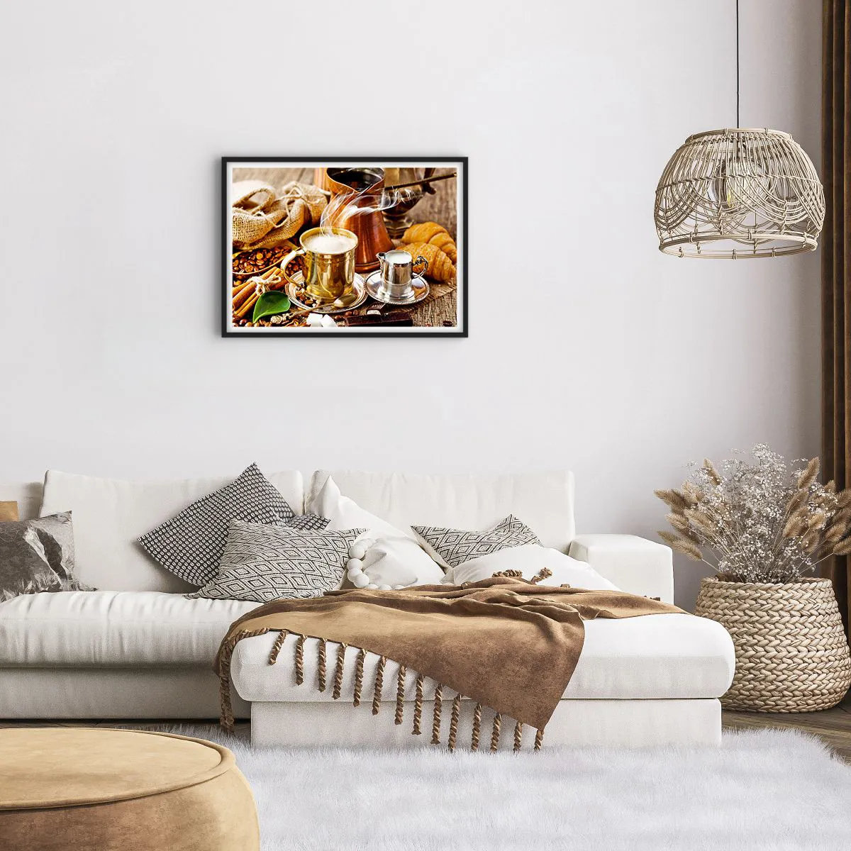 Plakat w czarnej ramie - Złoty kubek z kawą w otoczeniu ziaren, dzbanuszków i croissantów - 70x50cm - Miłego dnia! - Nowoczesna dekoracja ścienna do salonu i sypialni ARTTOR