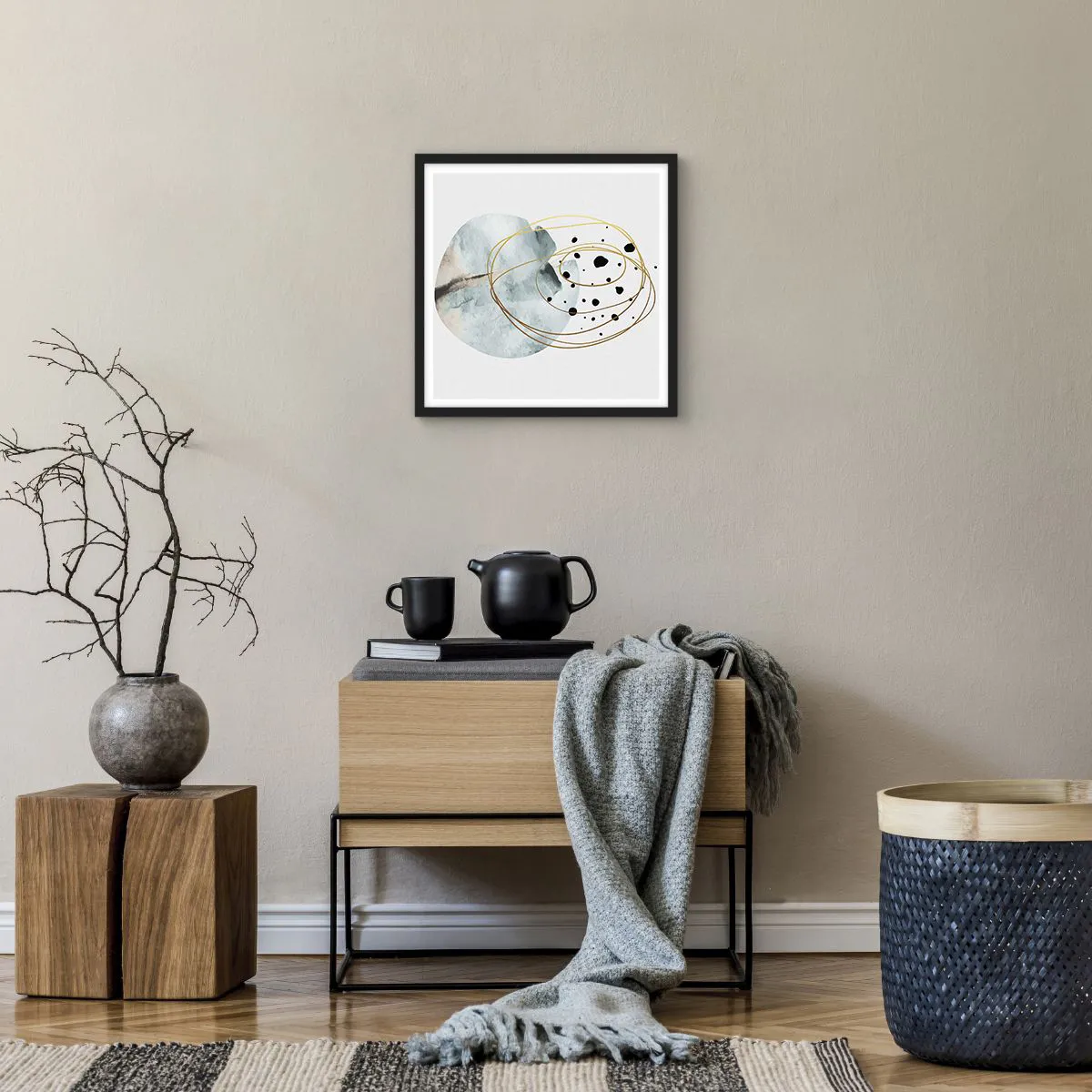 Poster în ramă neagră - În îmbrățișarea spațiului - 40x40 cm