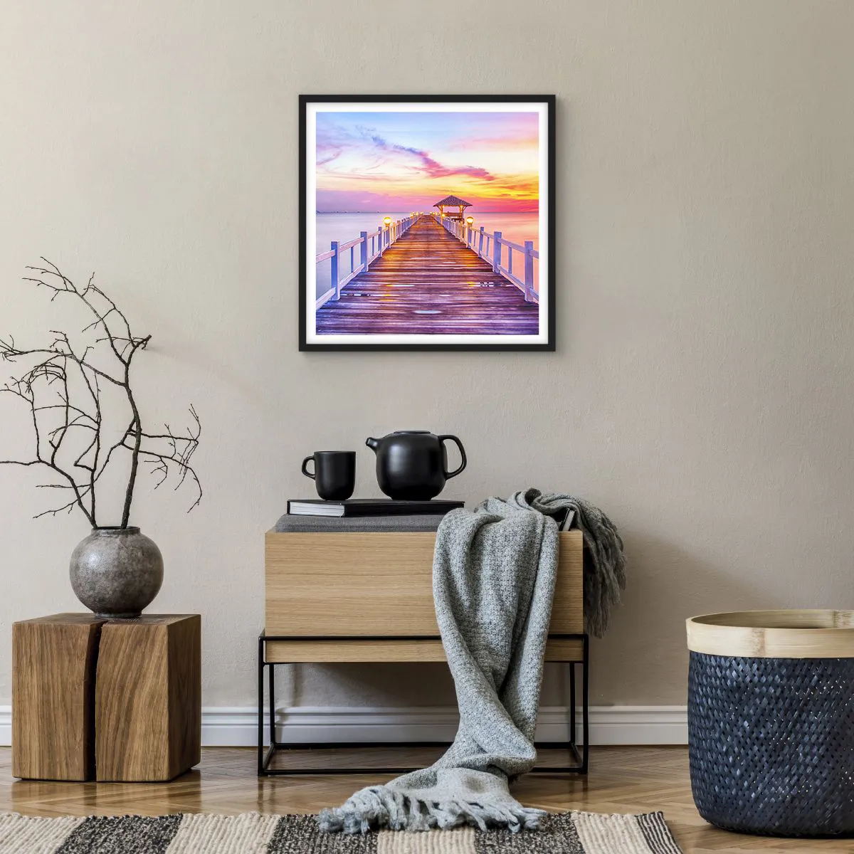 Plakat w czarnej ramie - Liliowo-złota cisza wieczoru - 50x50 cm