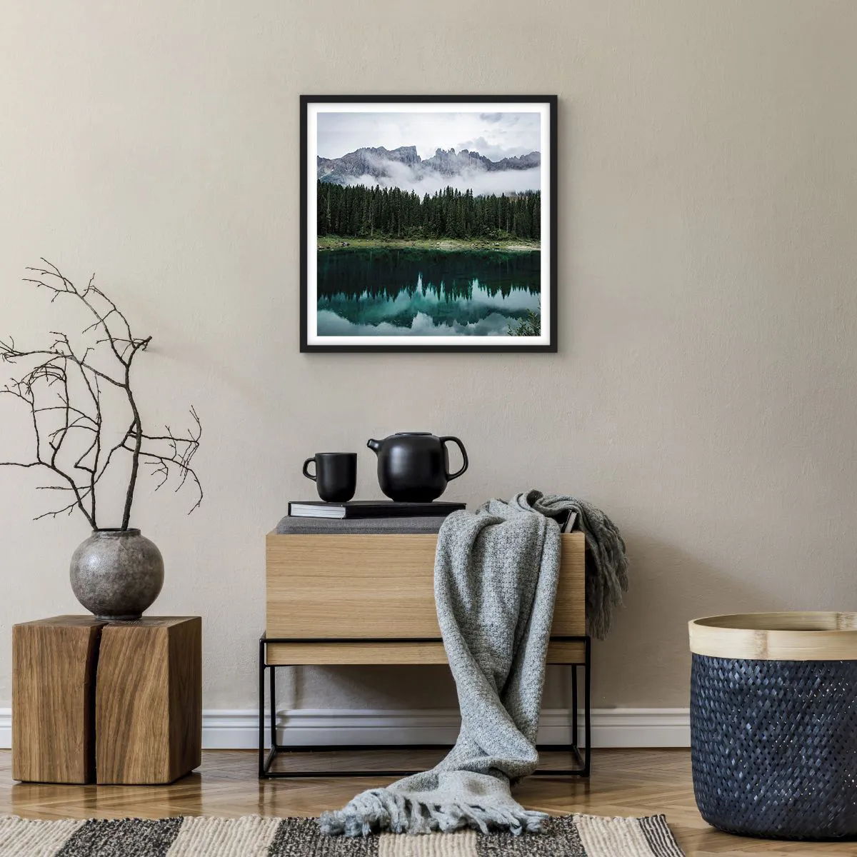 Plakat i sort ramme - Hys, tys, lad os ikke vække sovevandet... - 50x50 cm