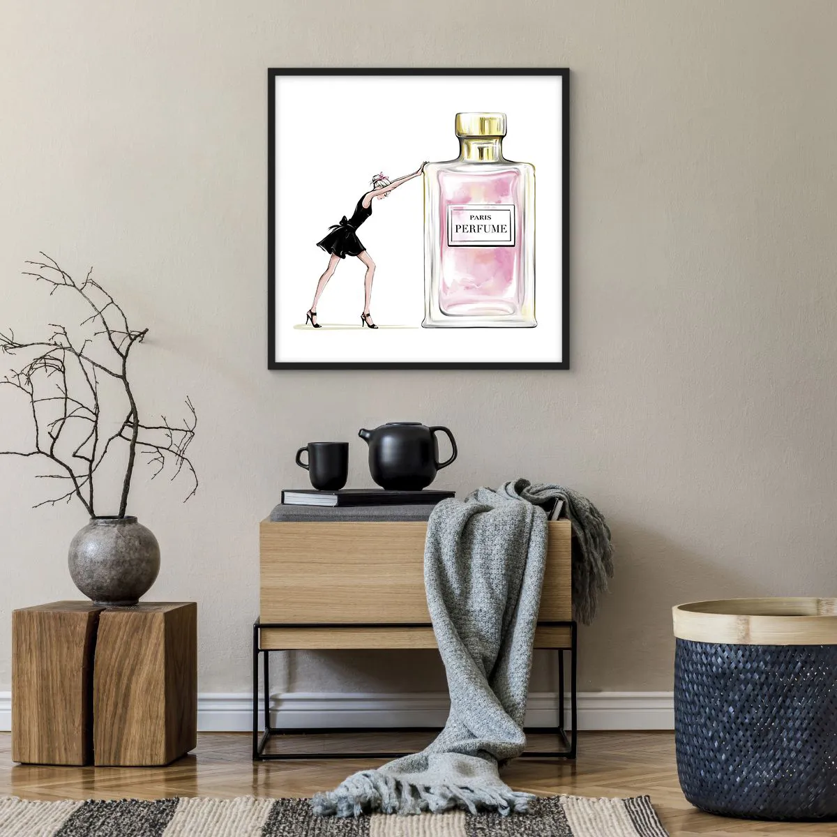 Poster in einem schwarzem Rahmen - Essenz der Weiblichkeit - 60x60 cm