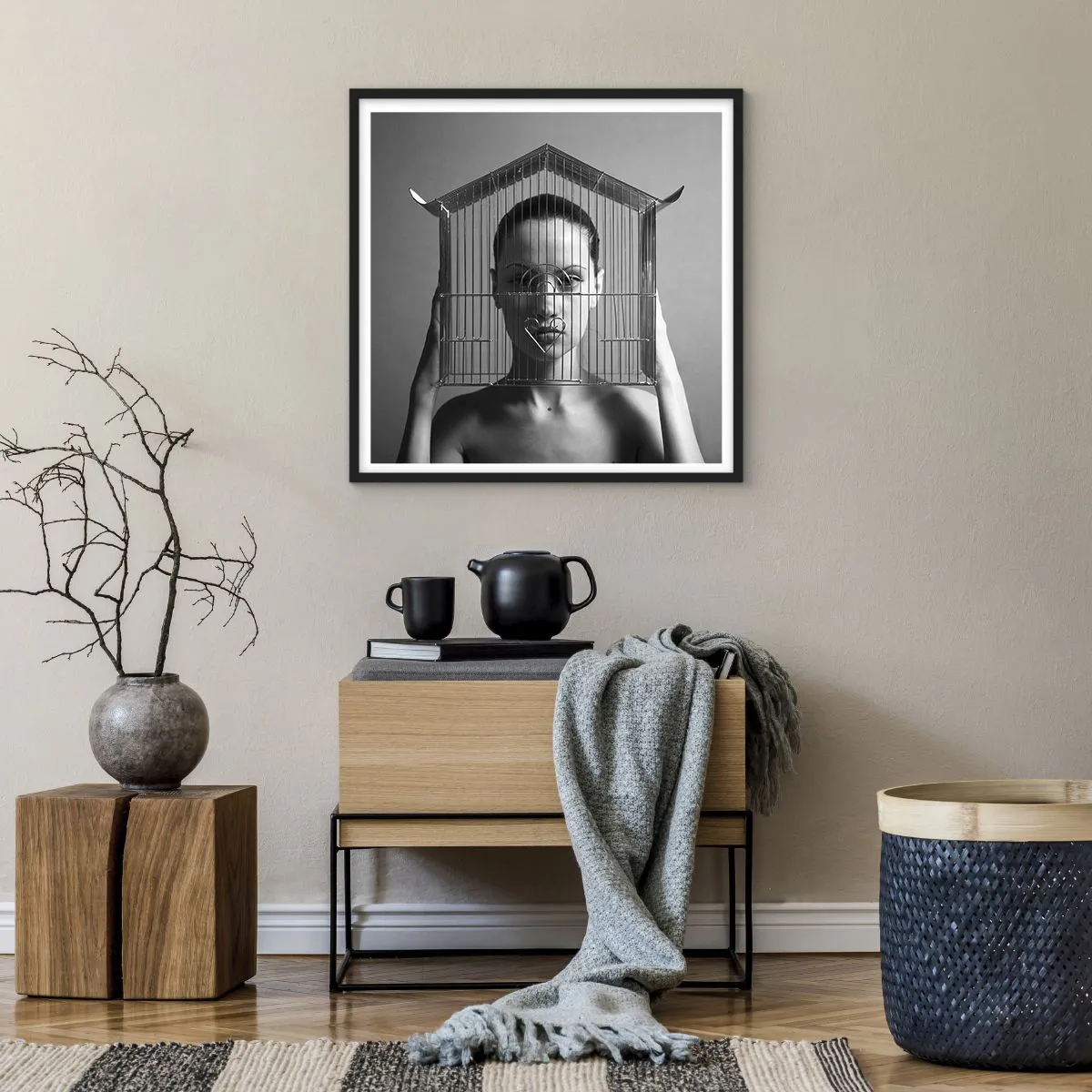 Affiche dans un cadre noir - Poster - Portrait un peu surréaliste - 60x60 cm