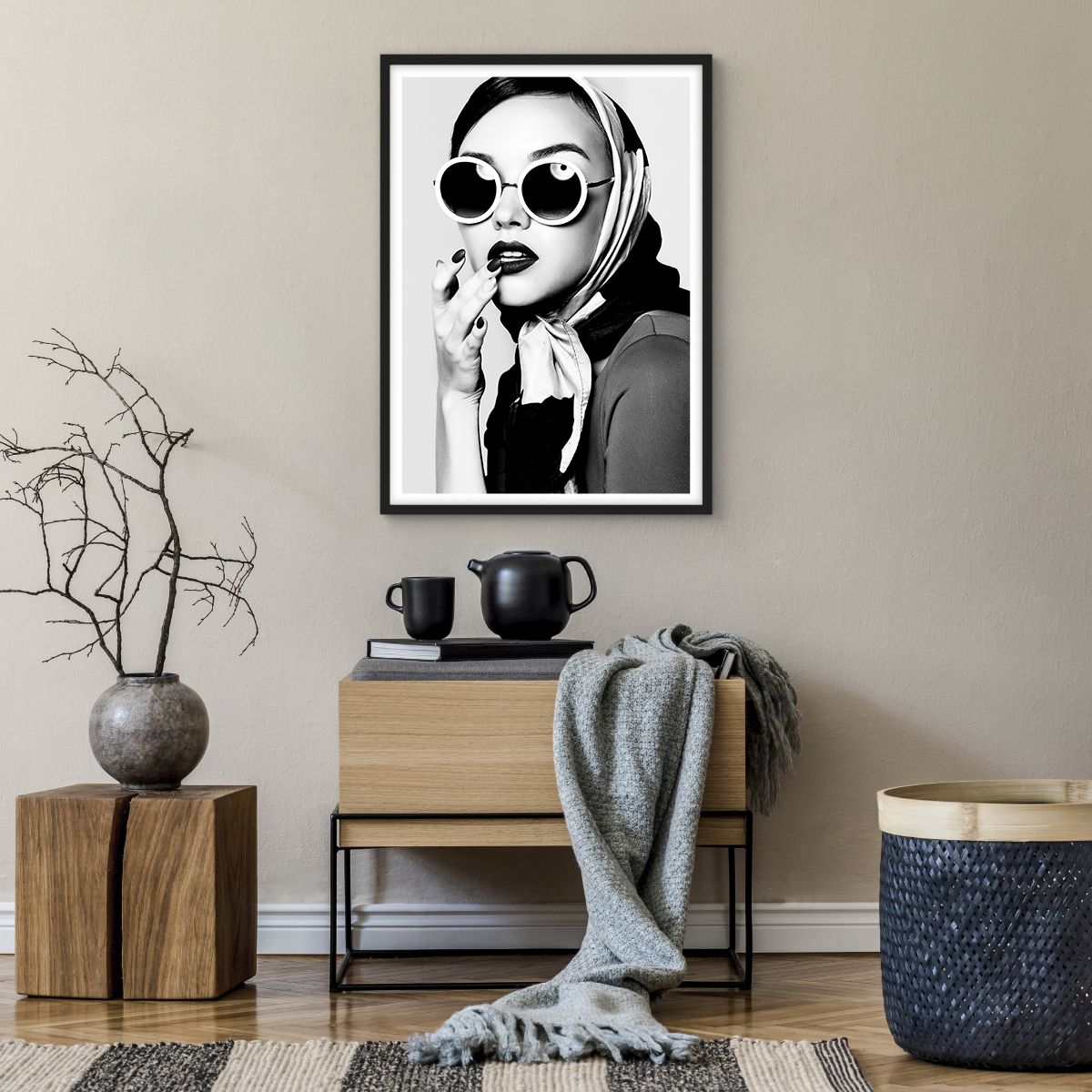 Poster in Black Frame Woman, Poster in Black Frame Woman'S Face, Poster in Black Frame Vintage, Poster in Black Frame Fashion, Poster in Black Frame Black And White