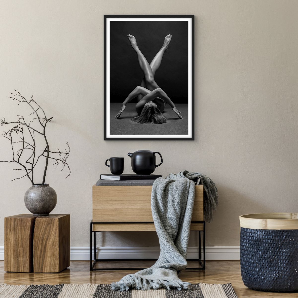 Poster in einem schwarzem Rahmen Frau, Poster in einem schwarzem Rahmen Kunst, Poster in einem schwarzem Rahmen Körper, Poster in einem schwarzem Rahmen Yoga, Poster in einem schwarzem Rahmen Gesetz