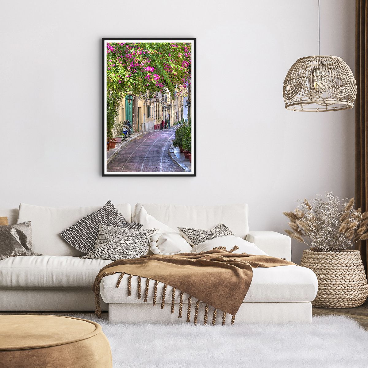 Affiche dans un cadre noir Architecture, Affiche dans un cadre noir Grèce, Affiche dans un cadre noir Ville, Affiche dans un cadre noir Ruelle, Affiche dans un cadre noir Fleurs