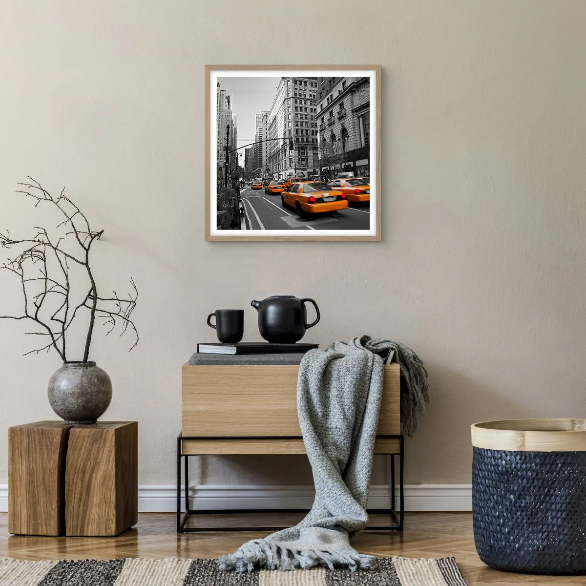 Plakat i ramme af lyst egetræ - Storbyens sol - 50x50 cm