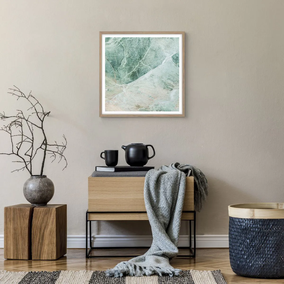 Plakat i ramme af lyst egetræ - Den ædle kølighed af sten - 50x50 cm