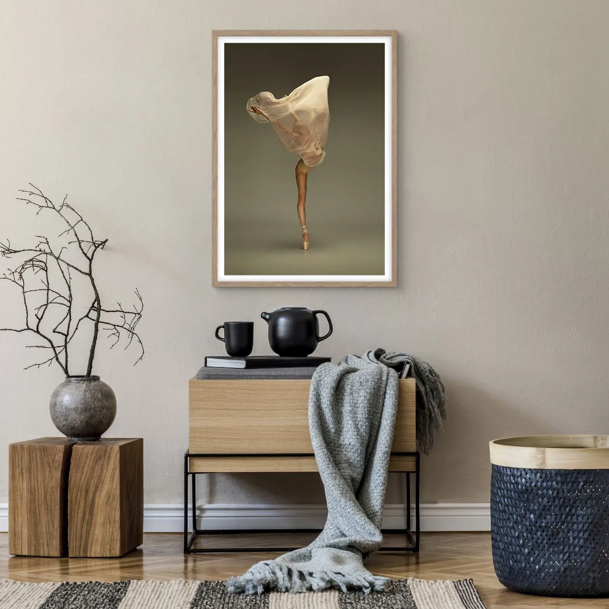 Plakat i ramme af lyst egetræ - Den er ved at flyve - 50x70 cm