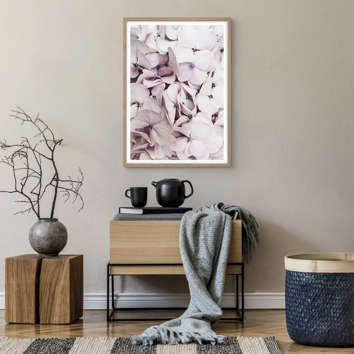 Plakat i ramme af lyst egetræ - I en flod af blomster - 50x70 cm